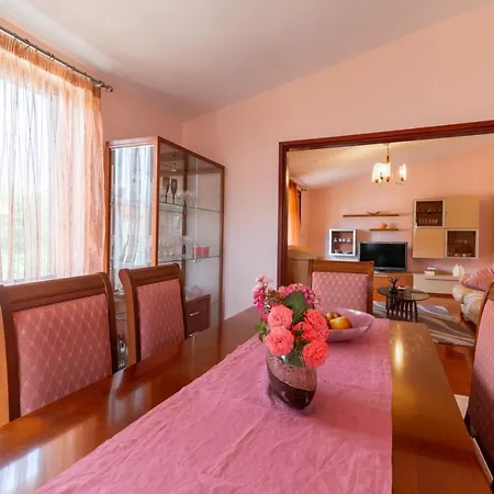 Apartment Zadar ザダル