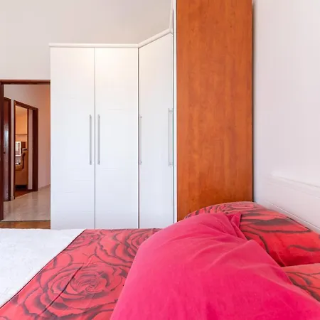 Apartment Zadar * ザダル